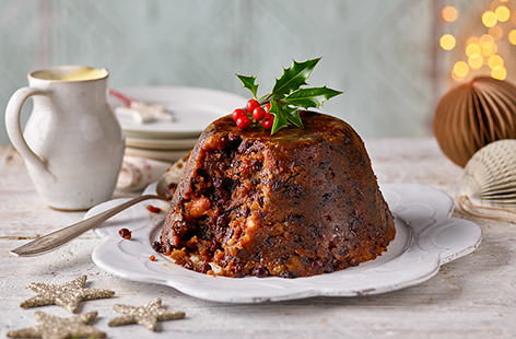 Christmas pudding with citrus and spice