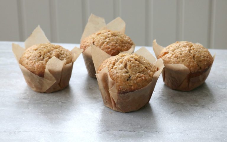 quick and easy oatmeal muffins