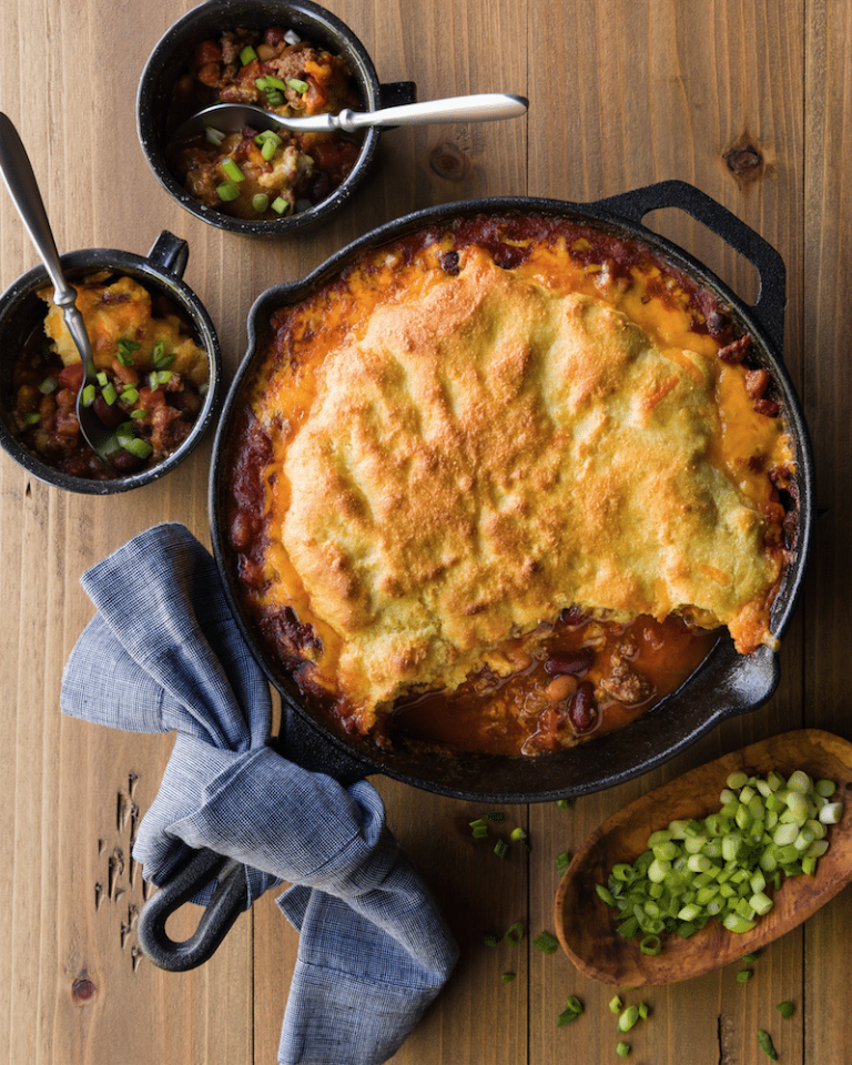 chilli cornbread pie